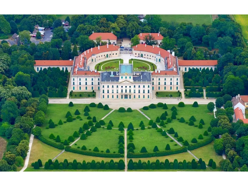 Stílus és Elegancia Eszterházán