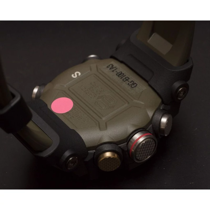 Szenzorok, extra tömítések, masszív óratokban 